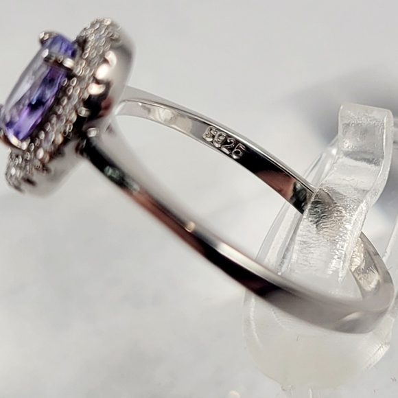 0.5ct Natural Tanzanite Ring - Picture 8 of 11